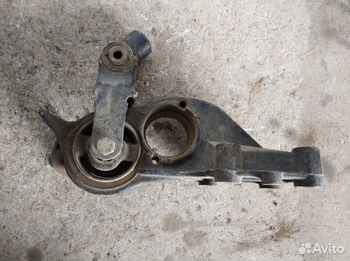 Кронштейн промежуточного вала Citroen C 4 2 1.6