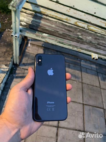 iPhone X, 64 ГБ