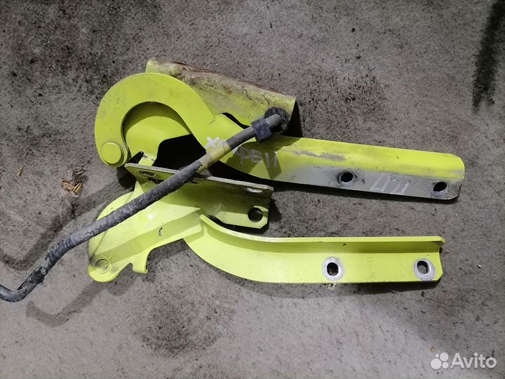 Петля капота hafei