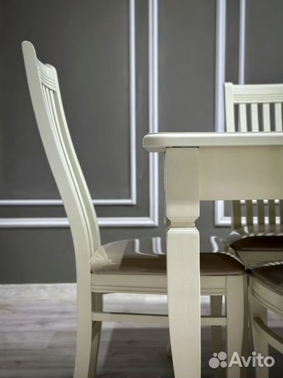 Качественный стол.Оплата при получении