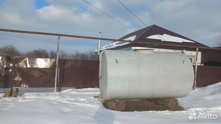 Тара под гсм 10кубов с заправочной станцией