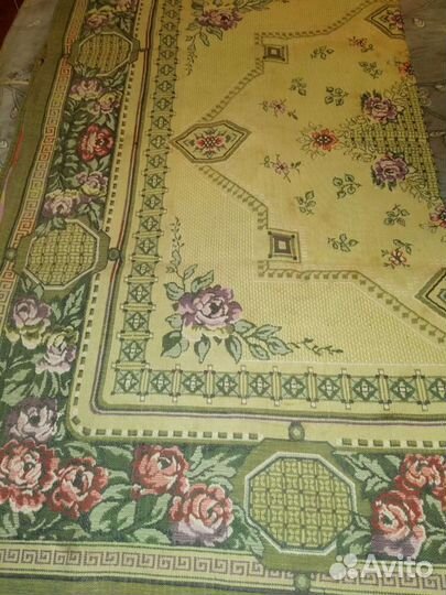 Скатерть гобеленовая