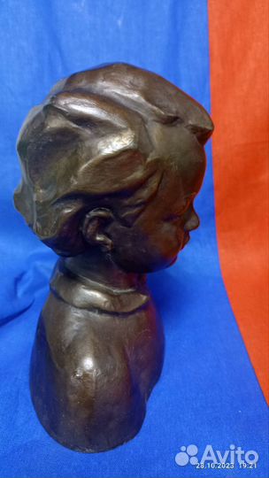 Бюст Ленина