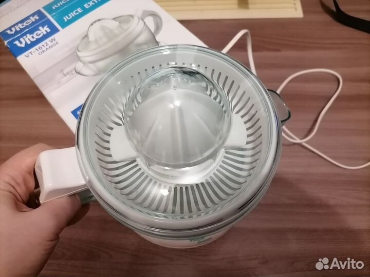 Соковыжималка Vitek в упаковке новая