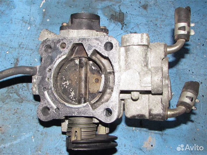 Дроссельная заслонка Mitsubishi Dingo CQ2A 4G15