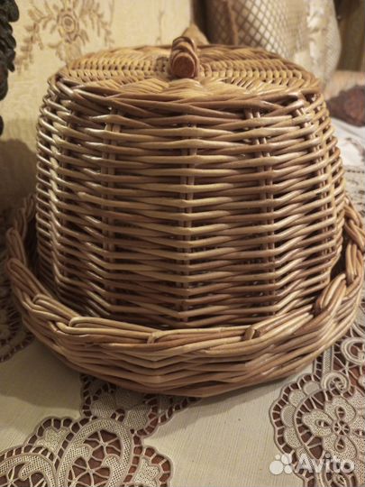 Хлебница плетеная