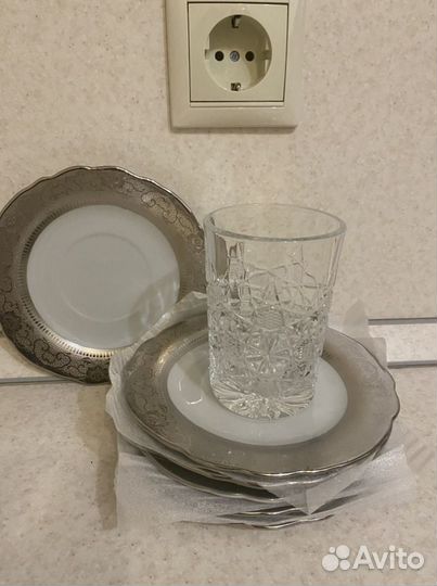 Фарфоровые блюдца, 6 шт