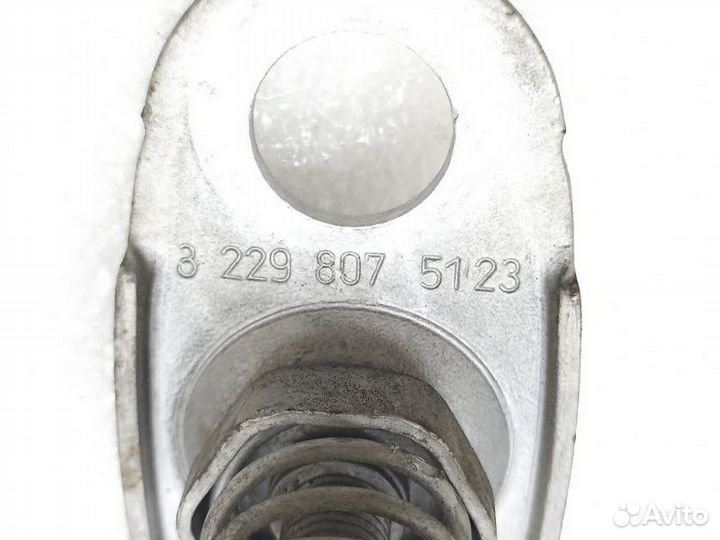 Упор капота Bmw X5 E53 3.0 2001