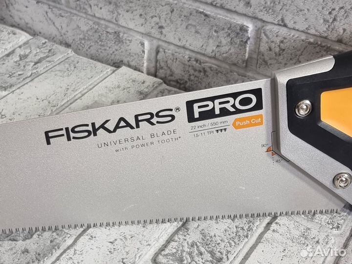 Ножовка по дереву Fiskars 550 мм 11 з/д 1062918