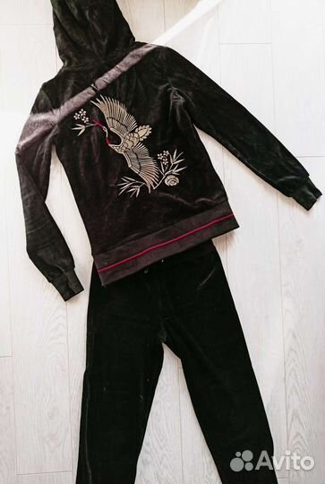 Костюм спортивный