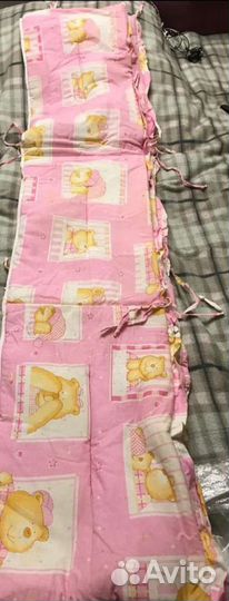 Бортик на детскую кроватку