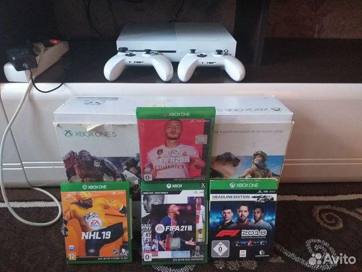 Игровая консоль xbox One s