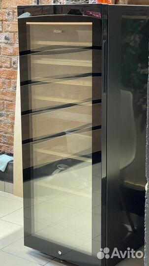Винный холодильник шкаф haier