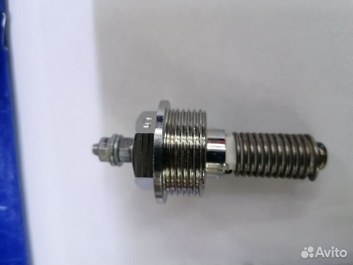 Свеча на пжд 10кв,12кв,16кв