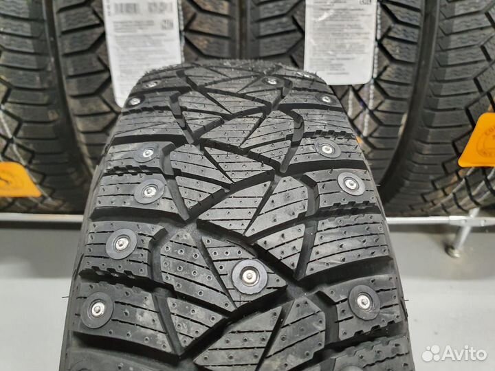 Goodyear Ultragrip 600 225/55 R17