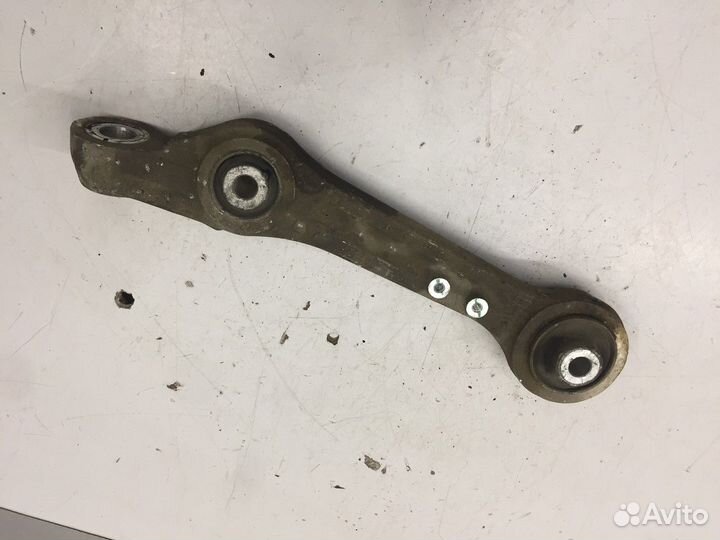 Рычаг передний нижний левый