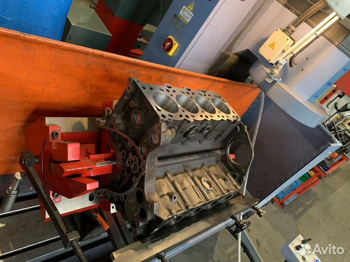 Расточка и гильзовка блоков цилиндров