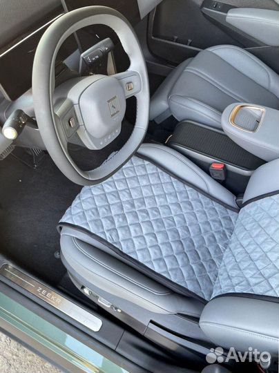 Авточехлы Зикр накидки из алькантары Кантра