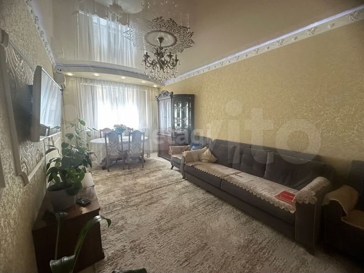 2-к. квартира, 61 м², 4/5 эт.