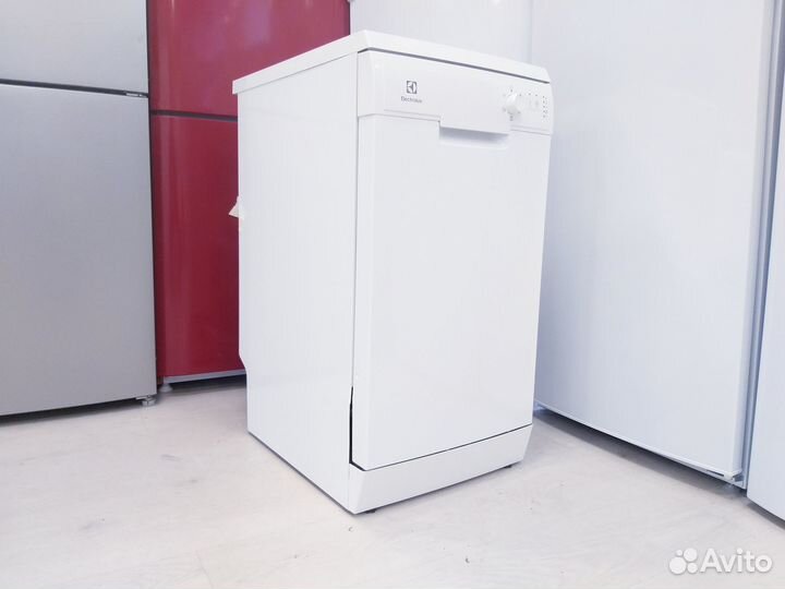 Посудомоечная машина Electrolux