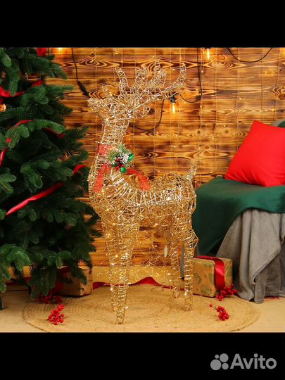 Зодотой новогодний олень 80 см