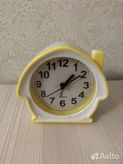 Часы будильник