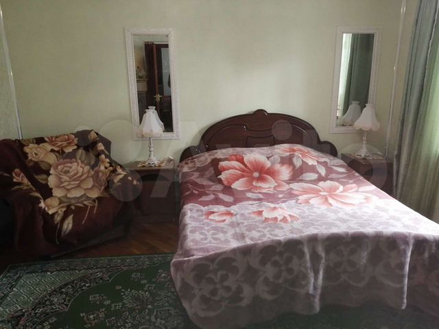 2-к. квартира, 40 м², 1/3 эт.