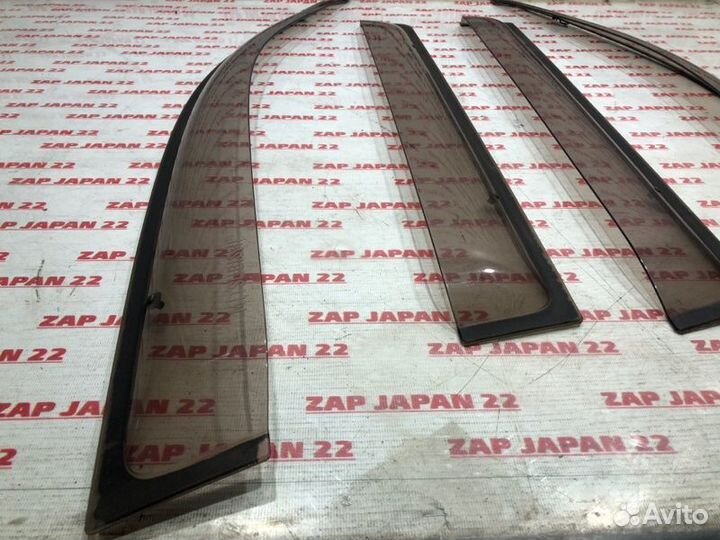 Ветровики комплект Mitsubishi Airtrek CU5W 4G69