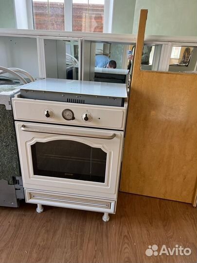 Духовой шкаф, индукц. варочная поверхность