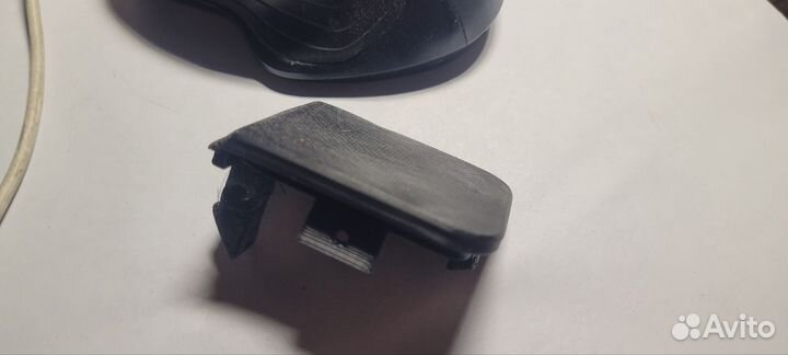 Накладка ниссан тиида для крючка