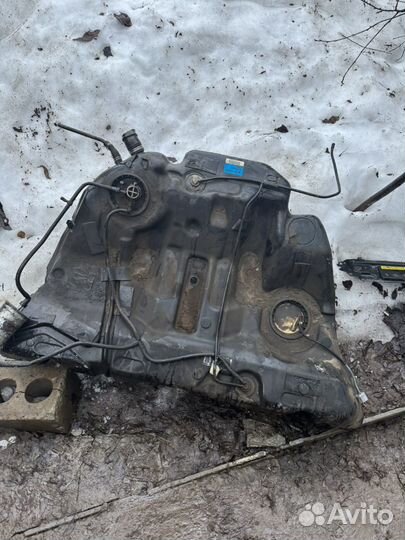 Бензобак в сборе volvo s80 1999