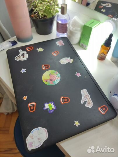 Ноутбук hp i3 8GB 300gb