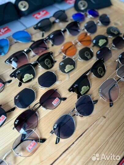 Солнцезащитные очки Ray Ban