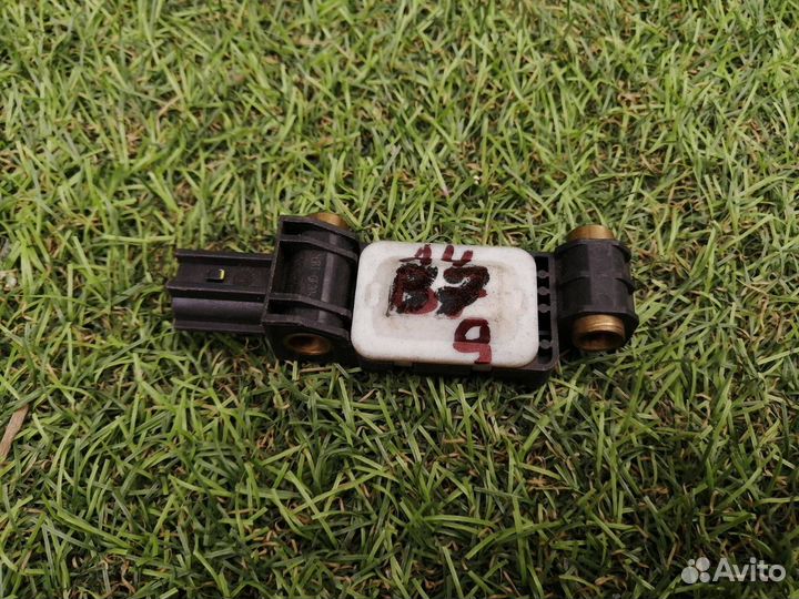 Датчик airbag Audi A4 B7