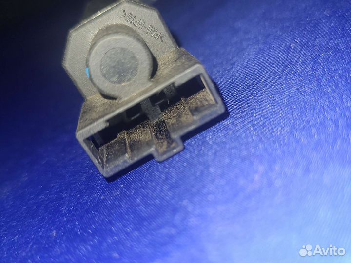 Датчик педали сцепления Audi Volkswagen