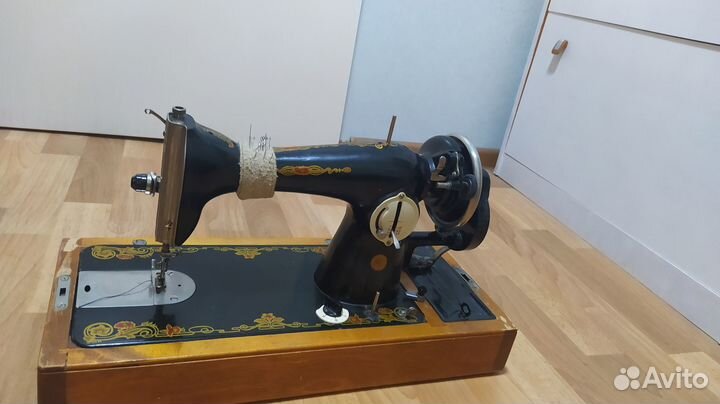Швейная машинка чайка
