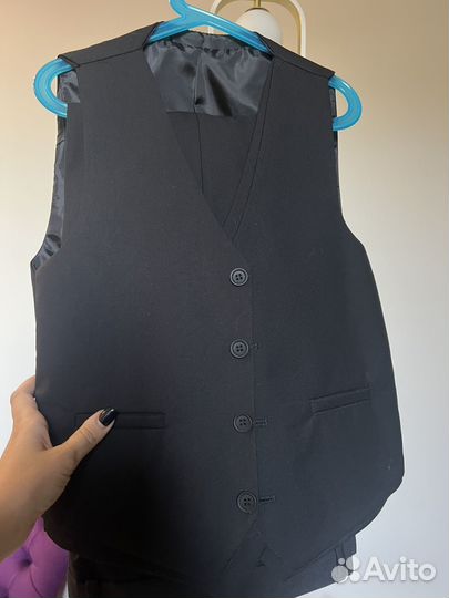 Костюм для мальчика новый 116,122,128,134