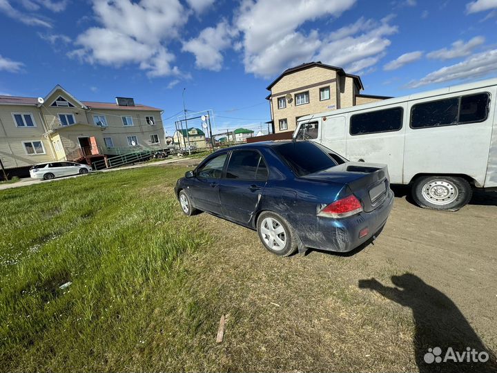 Mitsubishi Lancer 1.6 МТ, 2006, 300 000 км