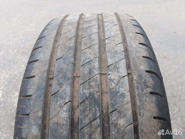 Goodyear EfficientGrip Performance 2 215/55 R16