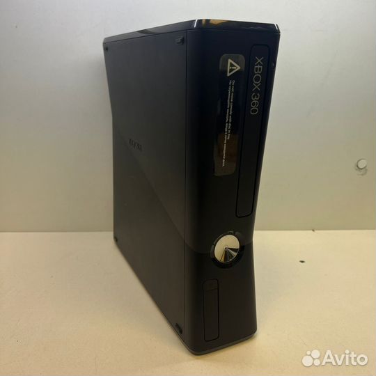 Игровая приставка Microsoft Xbox 360 S