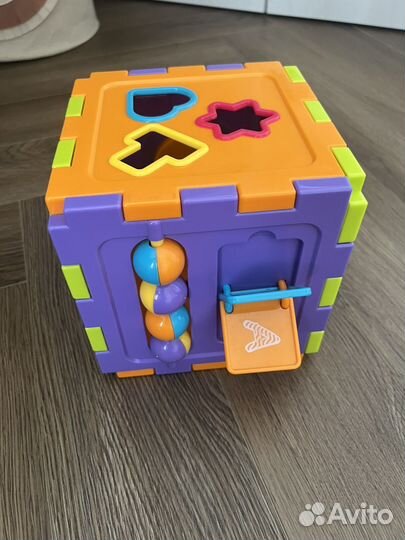 Развивающие игрушки для малышей до года