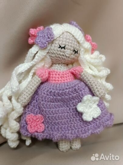 Вязаная кукла