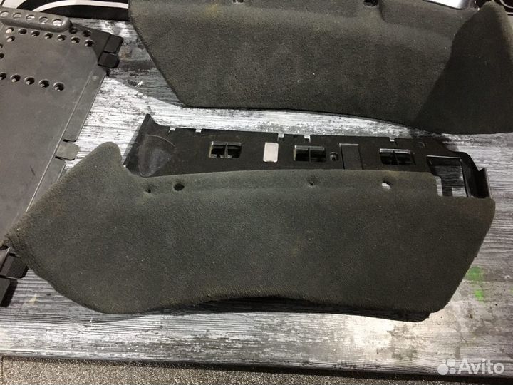 Нижние обшивки торпеды Mercedes-Benz S-class W220