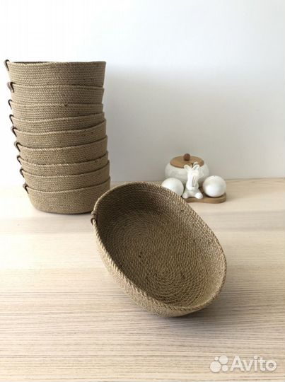 Салфетки на стол, корзины для приборов и хлеба