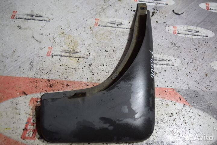 Брызговик зад лево c Nissan X-Trail NT30 QR20DE