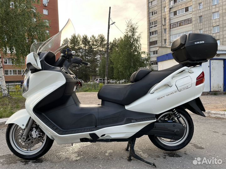Suzuki sky wave 650 LX
