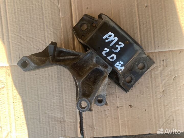Подушка двигателя laguna 3 2,0 бензин