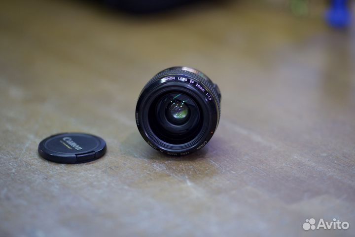 Canon ef 28mm f 1.8 usm