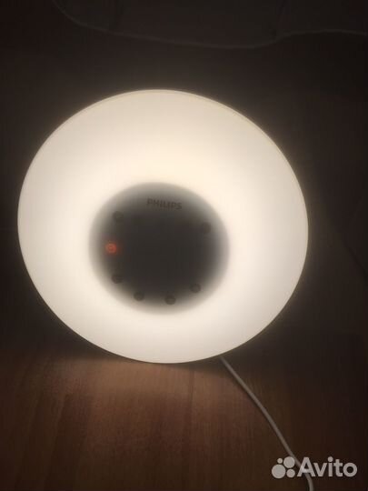 Световой будильник philips