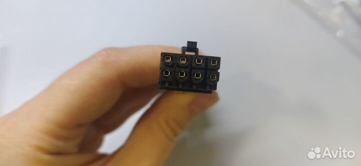 Кабель переходник 8pin (папа) на 2*6pin (мама)